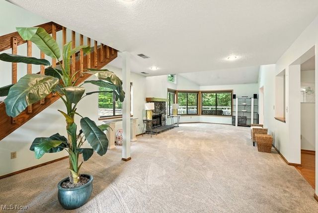 2180 Stone Creek Trail, Cuyahoga Falls, OH 44223