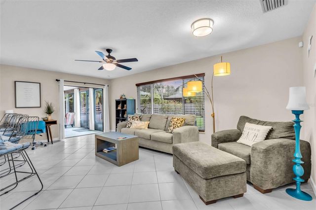 8402 14TH AVENUE NW, Bradenton, FL 34209