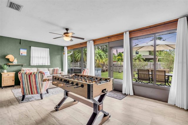 8402 14TH AVENUE NW, Bradenton, FL 34209
