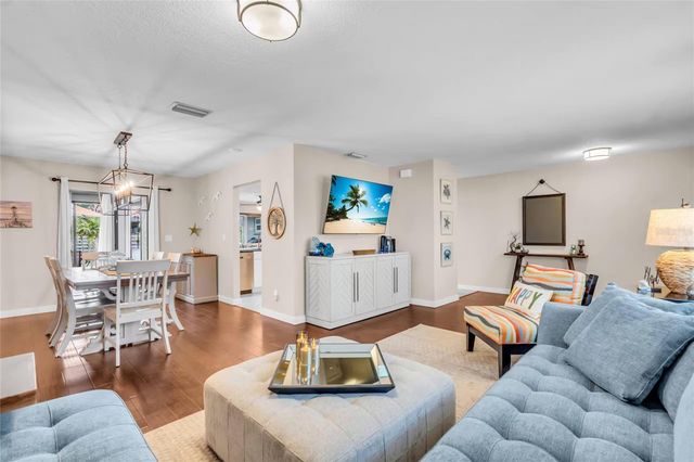 8402 14TH AVENUE NW, Bradenton, FL 34209