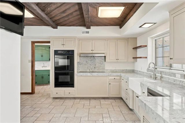 72 Saddleback Road, Rolling Hills, CA 90274