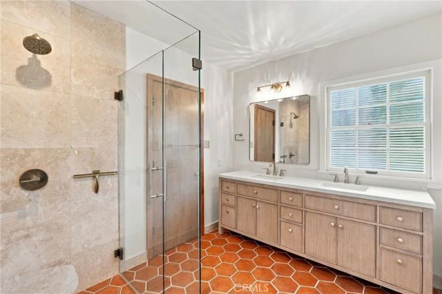 72 Saddleback Road, Rolling Hills, CA 90274