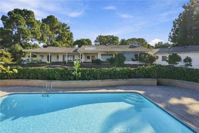 72 Saddleback Road, Rolling Hills, CA 90274