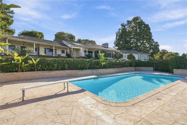 72 Saddleback Road, Rolling Hills, CA 90274