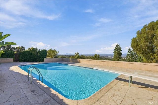 72 Saddleback Road, Rolling Hills, CA 90274