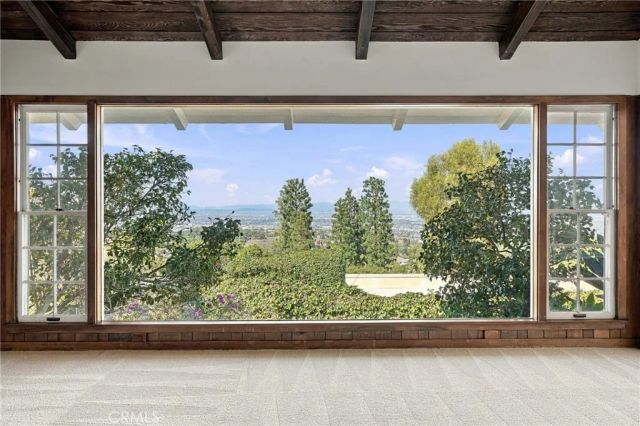 72 Saddleback Road, Rolling Hills, CA 90274