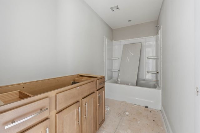 2804 Brewster Dr, Clarksville, TN 37042