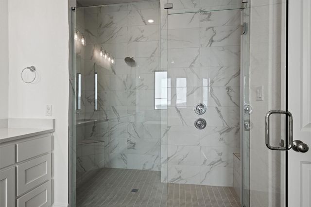 2004 Crimson Sunset CV, Georgetown, TX 78628