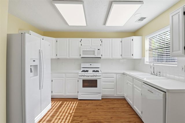 3326 Barkers Forest Lane, Houston, TX 77084