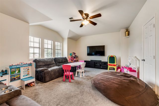 2864 Westover Drive, Grand Prairie, TX 75052