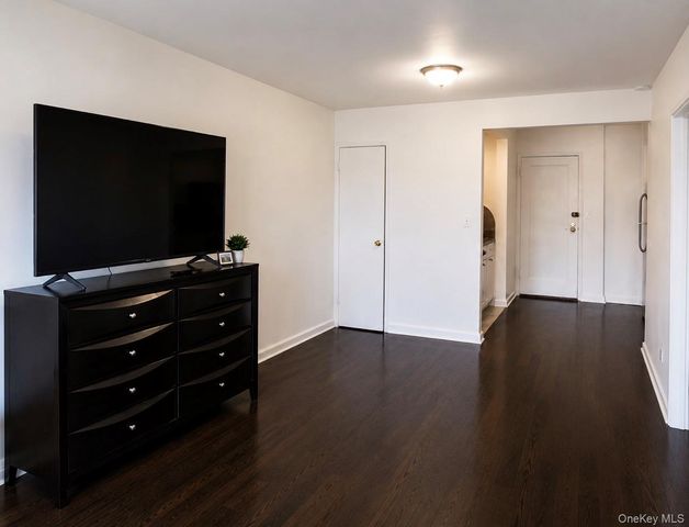 37-30 83RD STREET 5L, Jackson Heights, NY 11372
