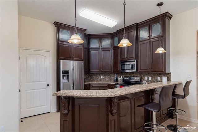 3210 S 5th Lane, Mcallen, TX 78503