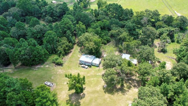 8374 Cattle Trail Road, Midway, TX 75852