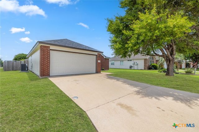 1605 Oak Chase Trail, Temple, TX 76502