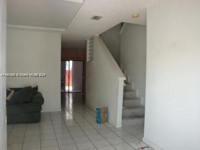 8413 SW 209th St, Cutler Bay, FL 33189