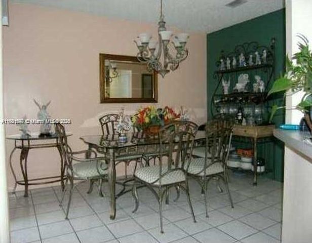 8413 SW 209th St, Cutler Bay, FL 33189