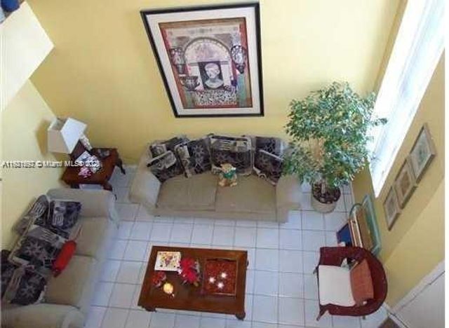 8413 SW 209th St, Cutler Bay, FL 33189