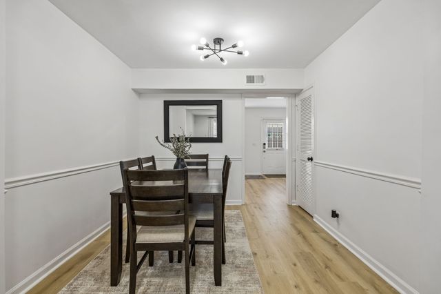 968 Todd Preis Dr, Nashville, TN 37221