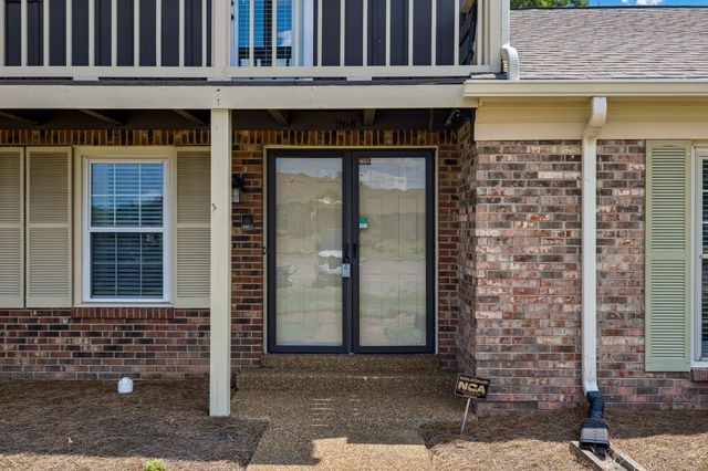 968 Todd Preis Dr, Nashville, TN 37221