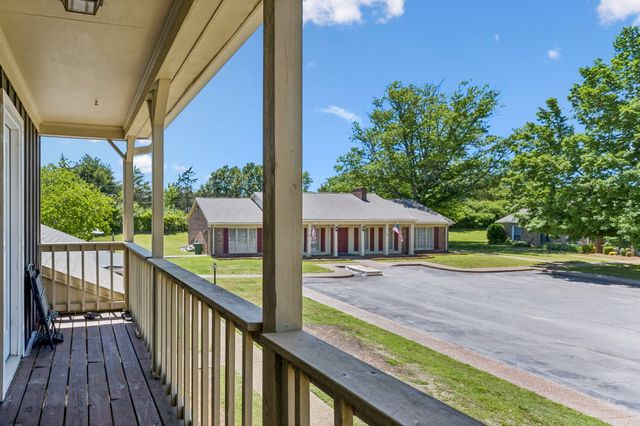 968 Todd Preis Dr, Nashville, TN 37221