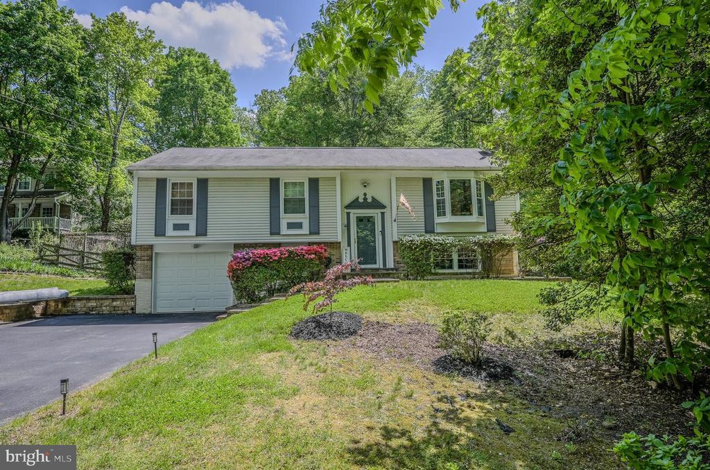 12510 BASSWOOD DR, Manassas, VA 20112