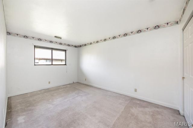 123 Chase Park Drive, Belleville, IL 62226