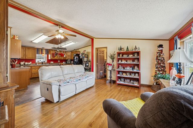 370 Pinhook Rd, Lebanon, TN 37090