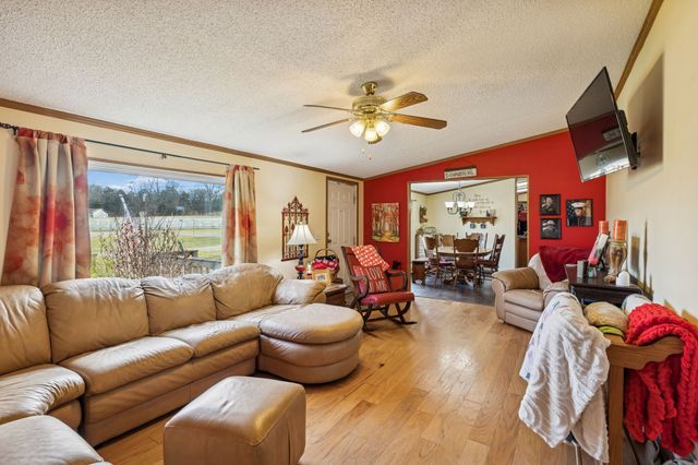 370 Pinhook Rd, Lebanon, TN 37090