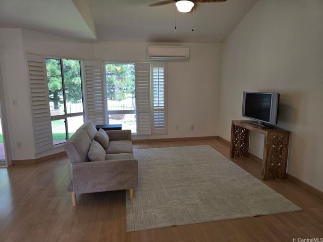 94-758 Lumiauau Street X2, Waipahu, HI 96797
