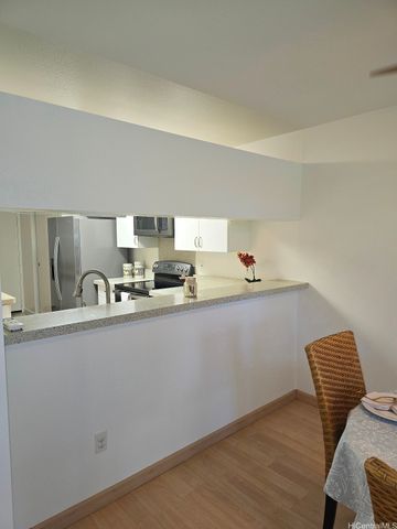 94-758 Lumiauau Street X2, Waipahu, HI 96797