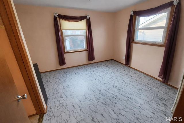 6013 Garfield Avenue, Berkeley, MO 63134