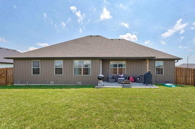 1251 S Antietam Road, Republic, MO 65738