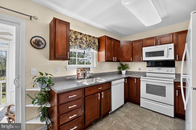 32 SALERNO DR, Smyrna, DE 19977