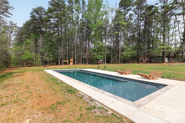 155 Amity Church Road, Iron Station, NC 28080