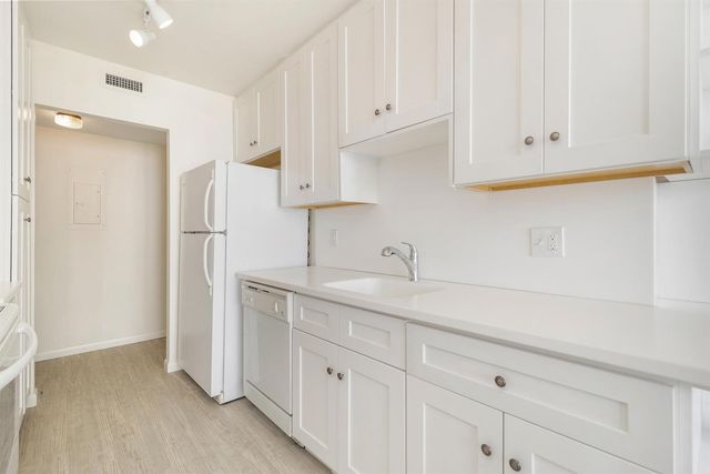 1801 S Flagler Drive 1105, West Palm Beach, FL 33401