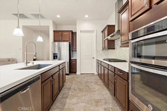 24681 Overlook Drive, Corona, CA 92883