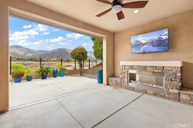 24681 Overlook Drive, Corona, CA 92883
