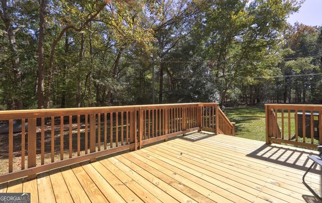 586 Higgins Road, Jackson, GA 30233