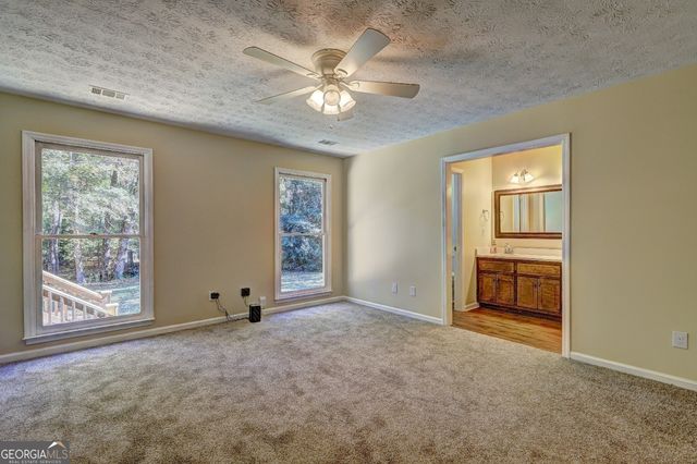 586 Higgins Road, Jackson, GA 30233