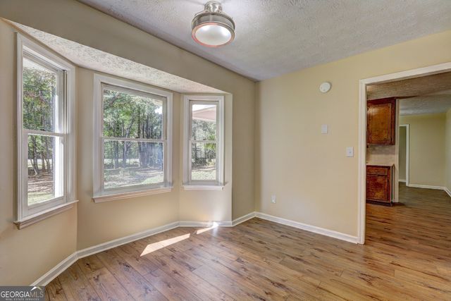 586 Higgins Road, Jackson, GA 30233