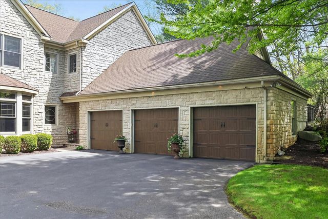 5069 Mountain Ridge Drive, Ada, MI 49301