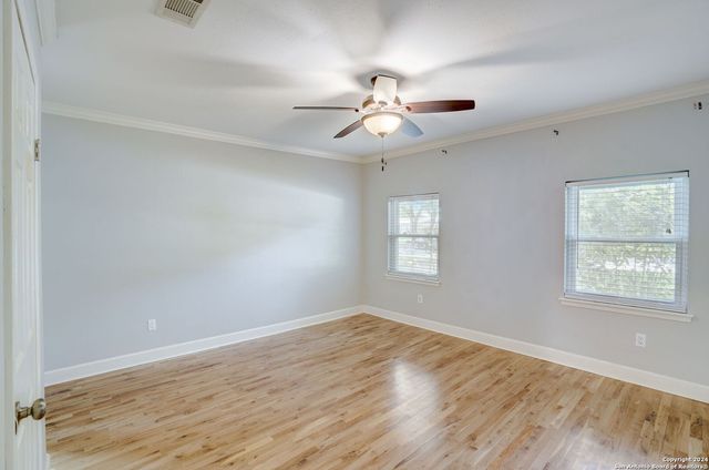 631 E NOTTINGHAM DR, San Antonio, TX 78209