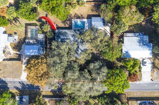 1300 Tumblin Kling Road, Fort Pierce, FL 34982