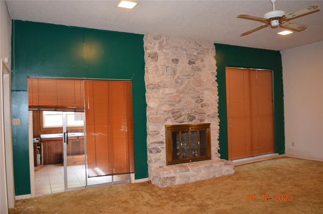 230 Mallard Point, Livingston, TX 77351