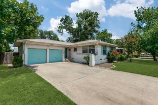 406 Vernet Street, Richardson, TX 75080