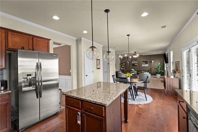 4945 Pont Du Gard Drive, Cumming, GA 30040