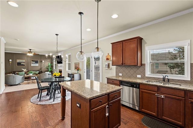4945 Pont Du Gard Drive, Cumming, GA 30040