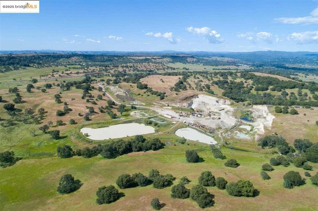 15653 Hwy 108, Jamestown, CA 95327