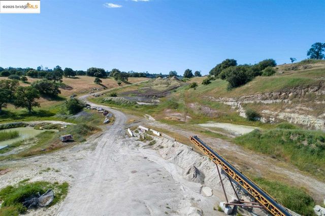 15653 Hwy 108, Jamestown, CA 95327