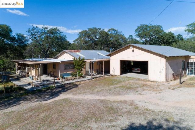 15653 Hwy 108, Jamestown, CA 95327